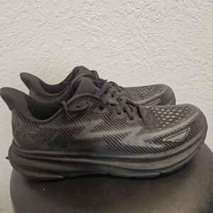 Hoka One One Clifton 9 Black Running Sneakers